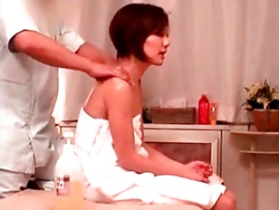 Uncensored Japanese Porn massage room sex with hot MILF หนัง xhd ญี่ปุ่น