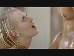 Elsa Jean, Lily Rader Threesome In Shower