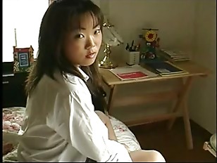 Japanese Mother-Son-Daughter Friends 1-Uncensored (11MrNo) 
