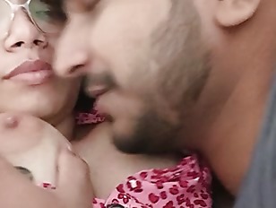 Uma Ghosh shares a passionate moment with her bf
