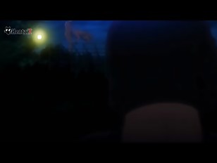 [エロアニ]＜他人妻×ntr＞妻が変装して屋外で元彼とセックスなことをしていた！露出プレイもしまくりでグチョマンになっちゃう…