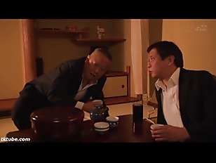 【人妻レイプ】『や、止めて…』泥酔させられた巨乳OLが性接待させられる！上司にまで中出しされるなんて！！