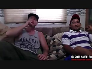 Straight latino construction worker gets first handjob from a dude ...