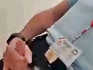 Hugo Boivin c'est matte en cam devant une fille de 12 ans quel honte.avi