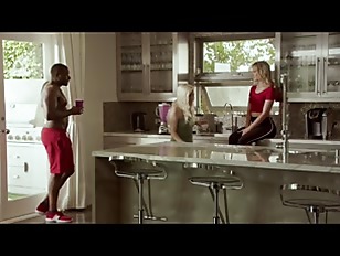 O porn video – Blonde in sexy bodysuit gets fucked with dark-skinned foreignerltIRS5ne