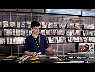 Mirror porn video – When Sarah, The MILF Of Nick’s Dreams Entered His Store, The Stud Wasn’t Able To Talk To HerAGpGi