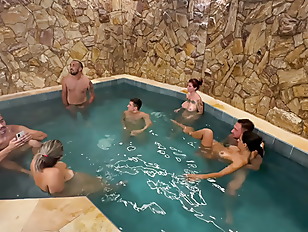 ORGY WITH FRIENDS IN THE MOTEL POOL