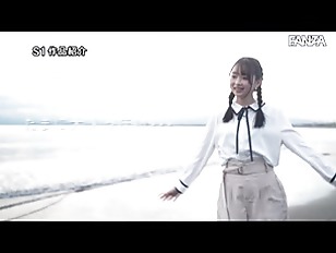 【望月つぼみ】幼さと大人の魅力！美少女が魅せる大胆な姿！