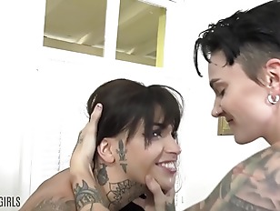 Tshemalehardcore porn video – DevilsTGirls Sexy Trans Woman Fucks With Her Two Friends To Forget About Her Ex