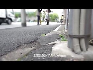 【人妻ナンパ】「メチャメチャにしてあげたい欲求不満な奥さま！」おもちゃに興味津々な素人セレブ！