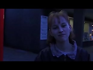 18 year old redhead needs pocket money44AqW