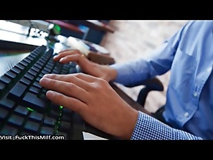 Kiki Daniels – Cucking The ColleagueYYGrn