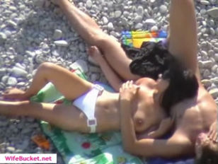 Nude beach blowjob VOYEUR STYLE