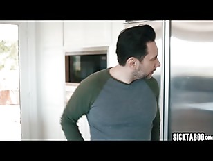 Pu porn video – Sick roommate Tommy Pistol fucked his sexy big ass friend Jennifer White