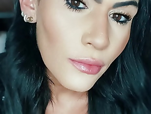 Tshemalecum porn video – Aline Tavares: So it&amp;#'s CHRISTMAS!! Christmas is on and the video call sweepstakes do not stop! You get the gift and I get the turkey! Kkkkk Follow my channel and compete for more than 50 calls like this one! (019)9.8326-3120