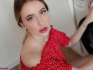 A Stupid Young Stepmom Shared Her Pussy With Her Stepson While Her Father Was Not At Home