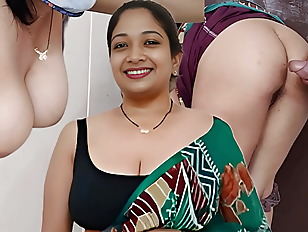 Sexy maid did her work before giving him the job (Hindi audio)