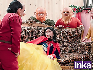 Snow White gets lost in the forest and is fucked by the 7 dwarfs.