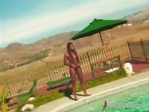 Amateur Ebony Fucked Outdoors Vintage