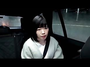【本物人妻】「出産してレスになってもうて…」エロすぎ乳首の大阪在住の32歳の淫乱主婦！