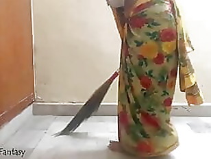 desi maid Porn Tube Videos at YouJizz