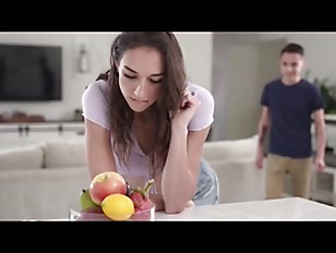 Using My Juicy Pussy To Tempt My Stepbrotherchyda