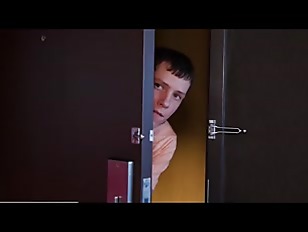 nerd guy loves peepingRPE8QBO