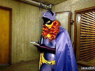 Batgirl Cosplay Porn - Batgirl Cosplay Porn Tube Videos at YouJizz