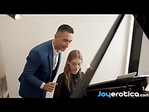 Beautiful babe Tiffany Tatum doggystyle fucked after blowjob
