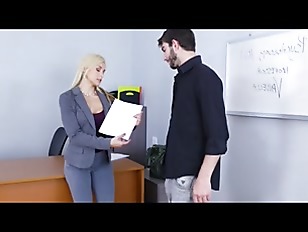 Hot Professor Sarah Tries to Take Her Student’s Huge Cock6EF5