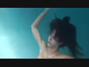 underwater drowning Porn Tube Videos at YouJizz
