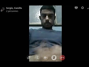 Sergio C - g es un pervertido y un pedofilo se masturba en cam frente a una niña de 2 años