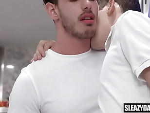 Muscle daddy bangs his 2 gay stepsons in threesome