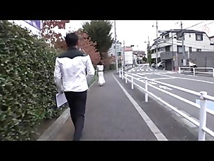 【人妻ナンパ】「アスリートはキツキツなのよ…」35歳の華奢ボディのお金持ち感を漂わせる素人セレブ奥さまを熟女ナンパ！