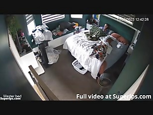 IPCAM – British masturbates watching porn