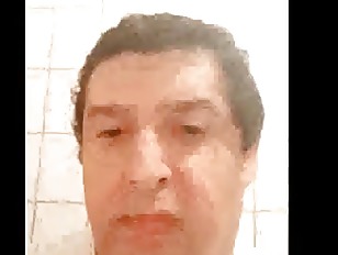 Heraldo Paillahueque es un pedófilo que se masturba delante de un niño