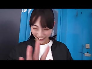 【素人ナンパ企画】「え！？なんかデリケートゾーンが…」健康美なエロすぎる美脚JDがエチエチ競泳水着で局部アップ羞恥！