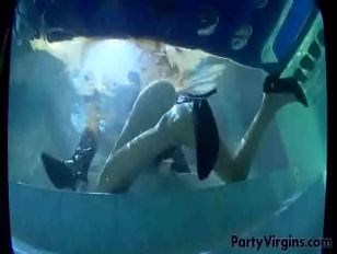 Lesbian Sex In Water - underwater lesbian Porn Tube Videos at YouJizz