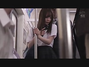 【パンチラ顔射】可愛い顔と変態行為で発情させ混じり合う女子高生