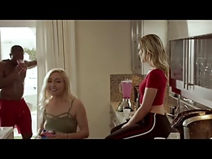 Pu porn video – Blonde in sexy bodysuit gets fucked with dark-skinned foreignerkYcxOV0J